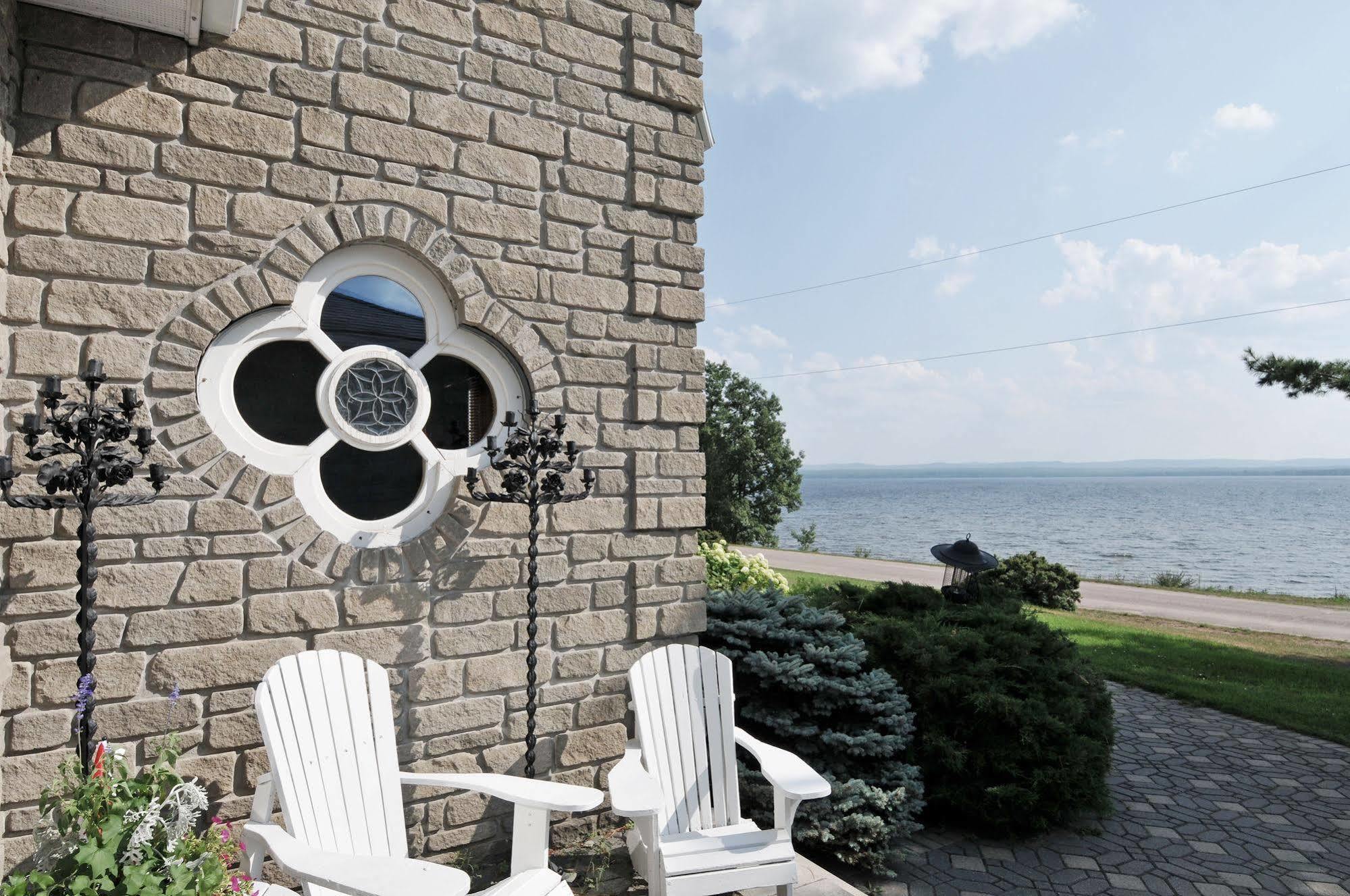 Greystone On Golden Lake Deacon Kültér fotó
